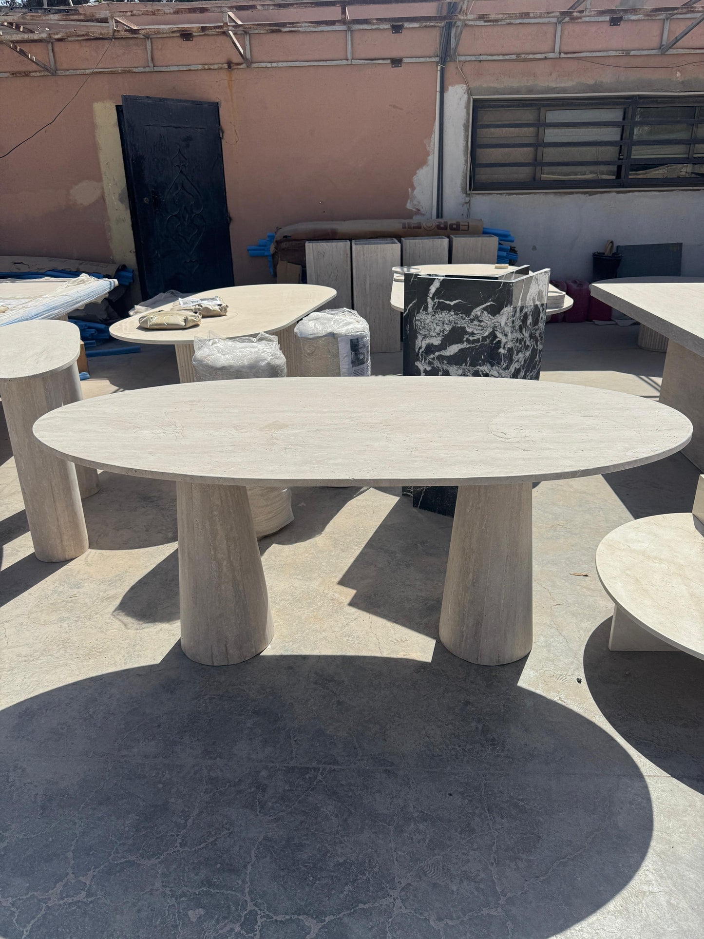 Table à manger ovale NEIVA